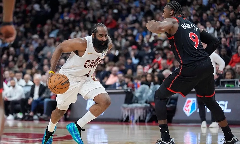 NBA季后赛首轮G6，骑士客场经过加时110-112惜败给猛龙，大比分被扳为3-