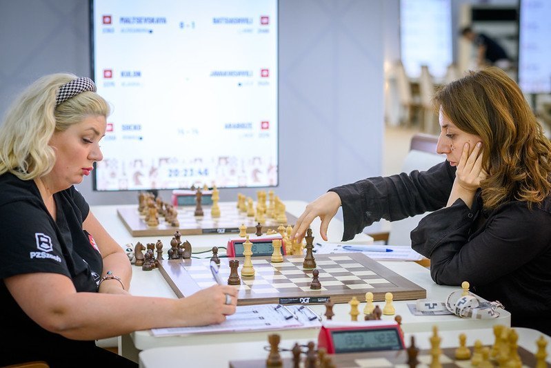 国际象棋 【奥林匹克团体赛】女子组第七轮，中国女队2-2战平哈萨克斯坦女队，其中