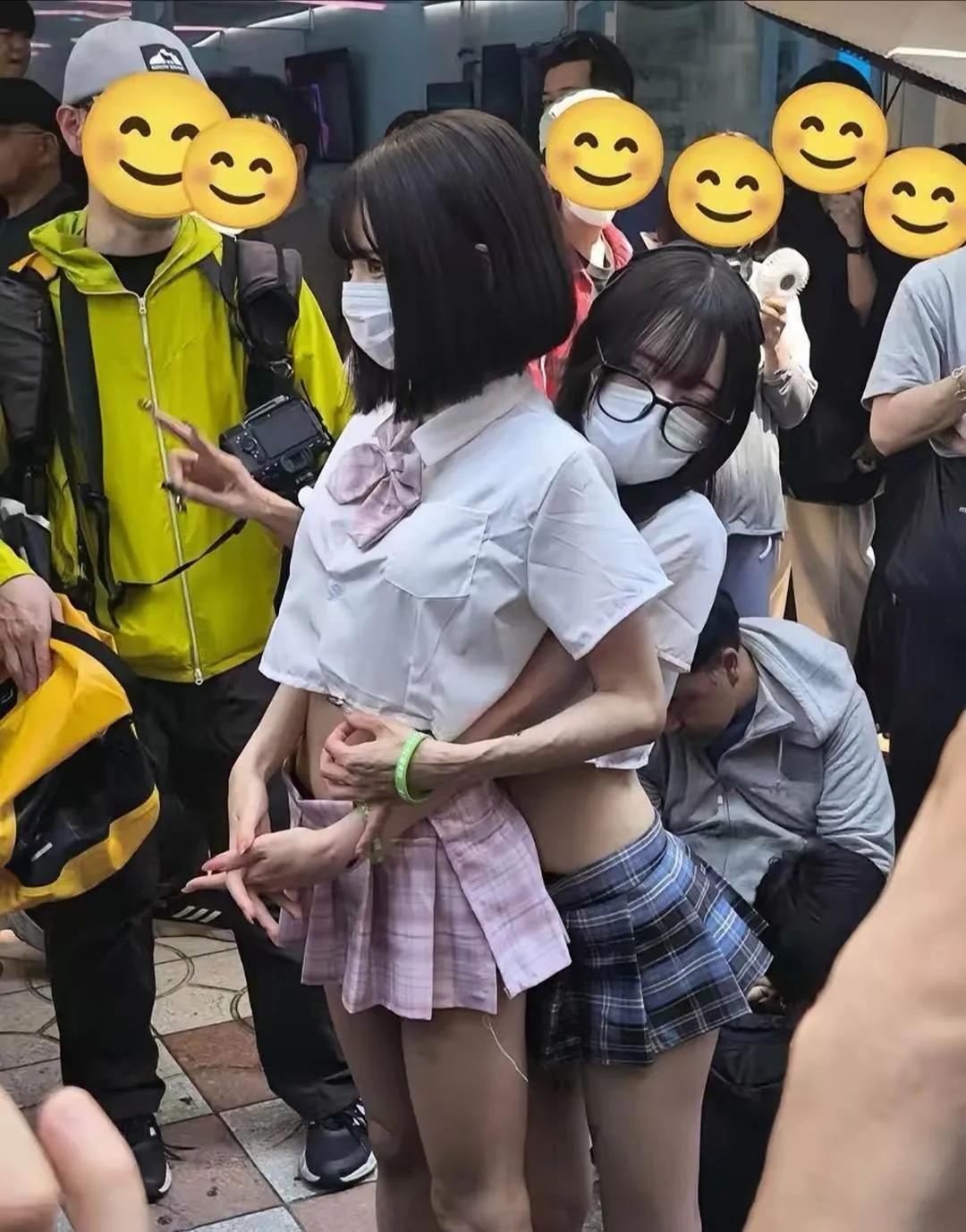 为什么她这么年轻，胳膊却布满了皱纹