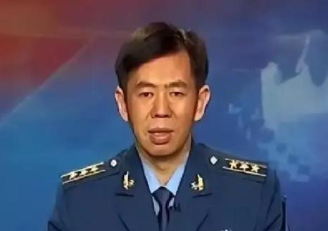 戴旭说：现在海外网络上常常说我们的军装备如何厉害，如何厉害，但实际上对手并不怕这