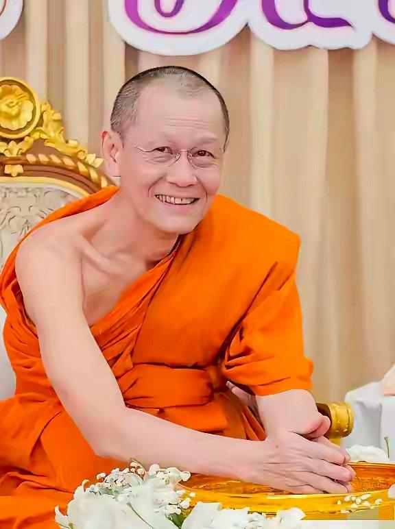 他们不出事，就都是法力无边的大师！