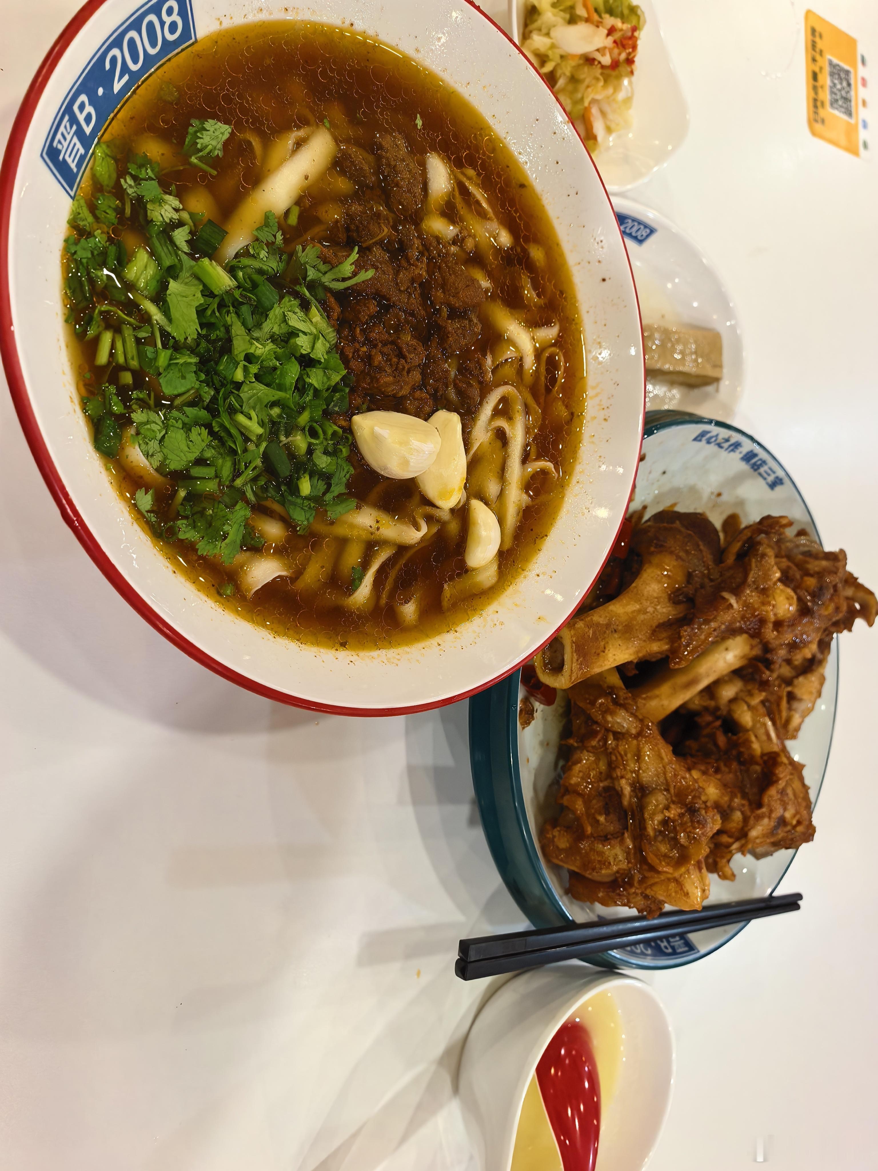 惩罚自己，本来早上可以吃肉，三个主要持仓曾经一度涨幅6%以上，结果尾盘都下来了，