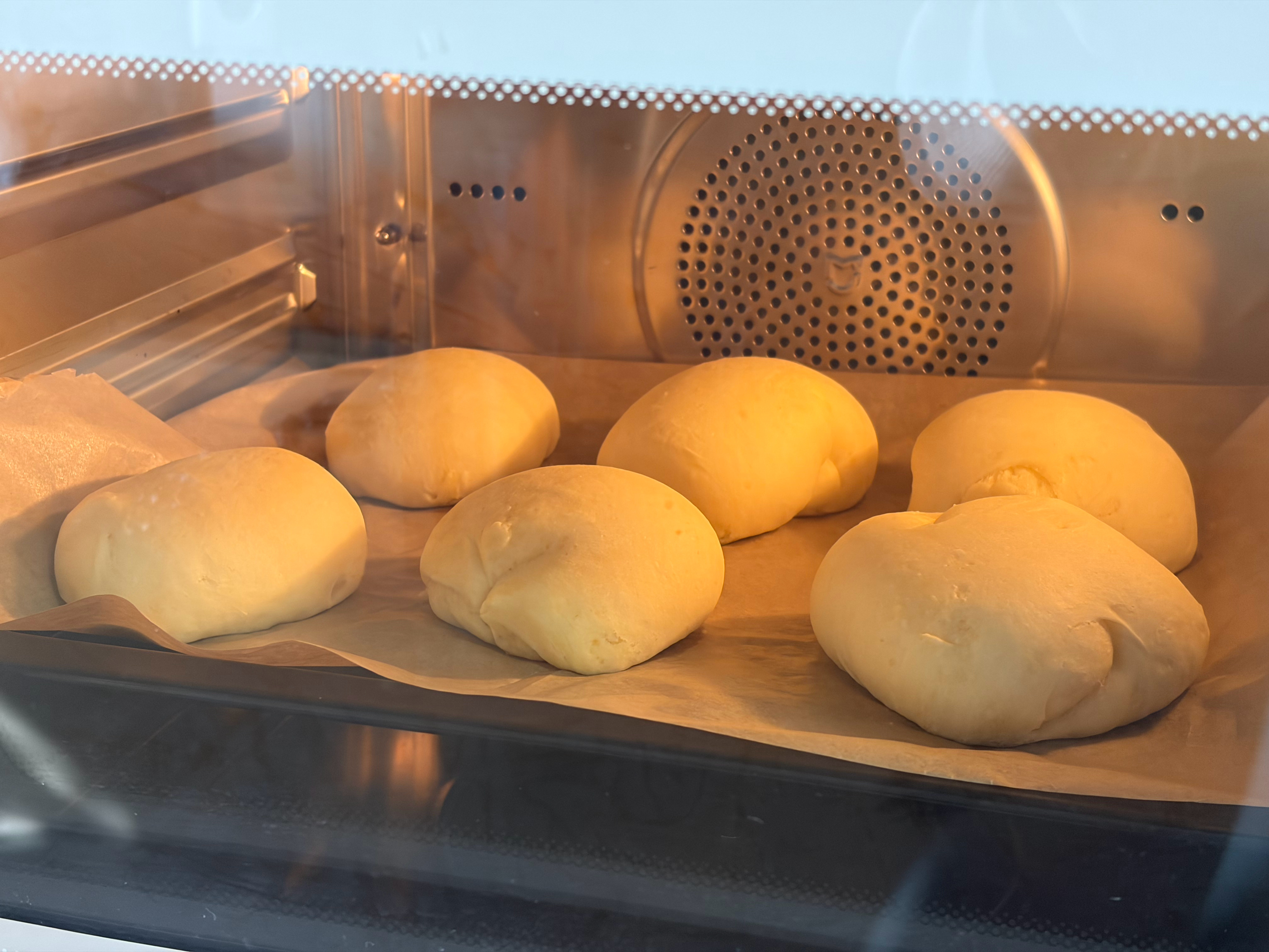 今天在家用米家智能蒸烤箱S1 30L做个面包吃吃