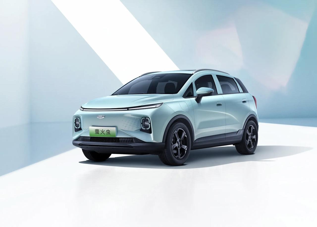 吉利几何E萤火虫龙腾版上市，60kW前置单电机，CLTC续航301km，5.98