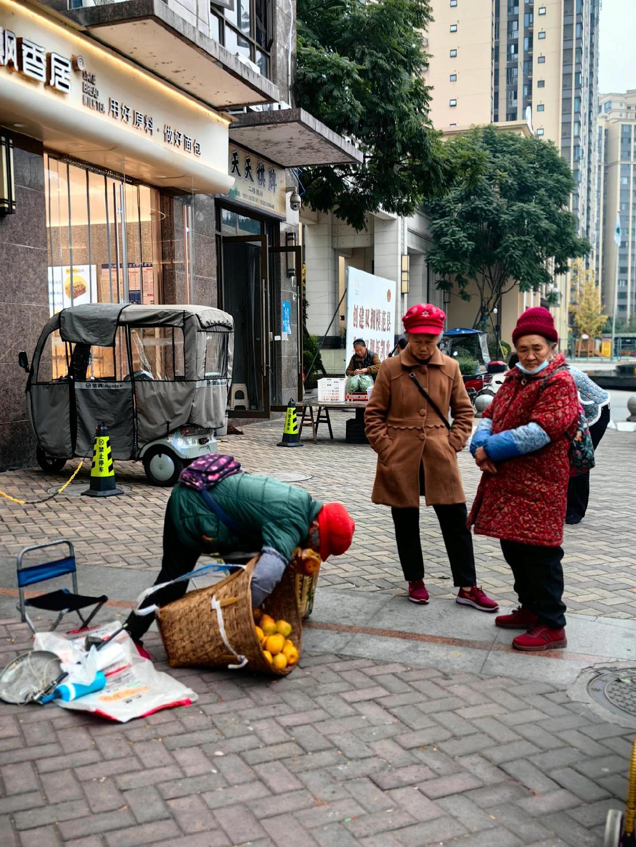 致敬勤奋努力的人。奔赴最好的自己 勤劳致富靠双手