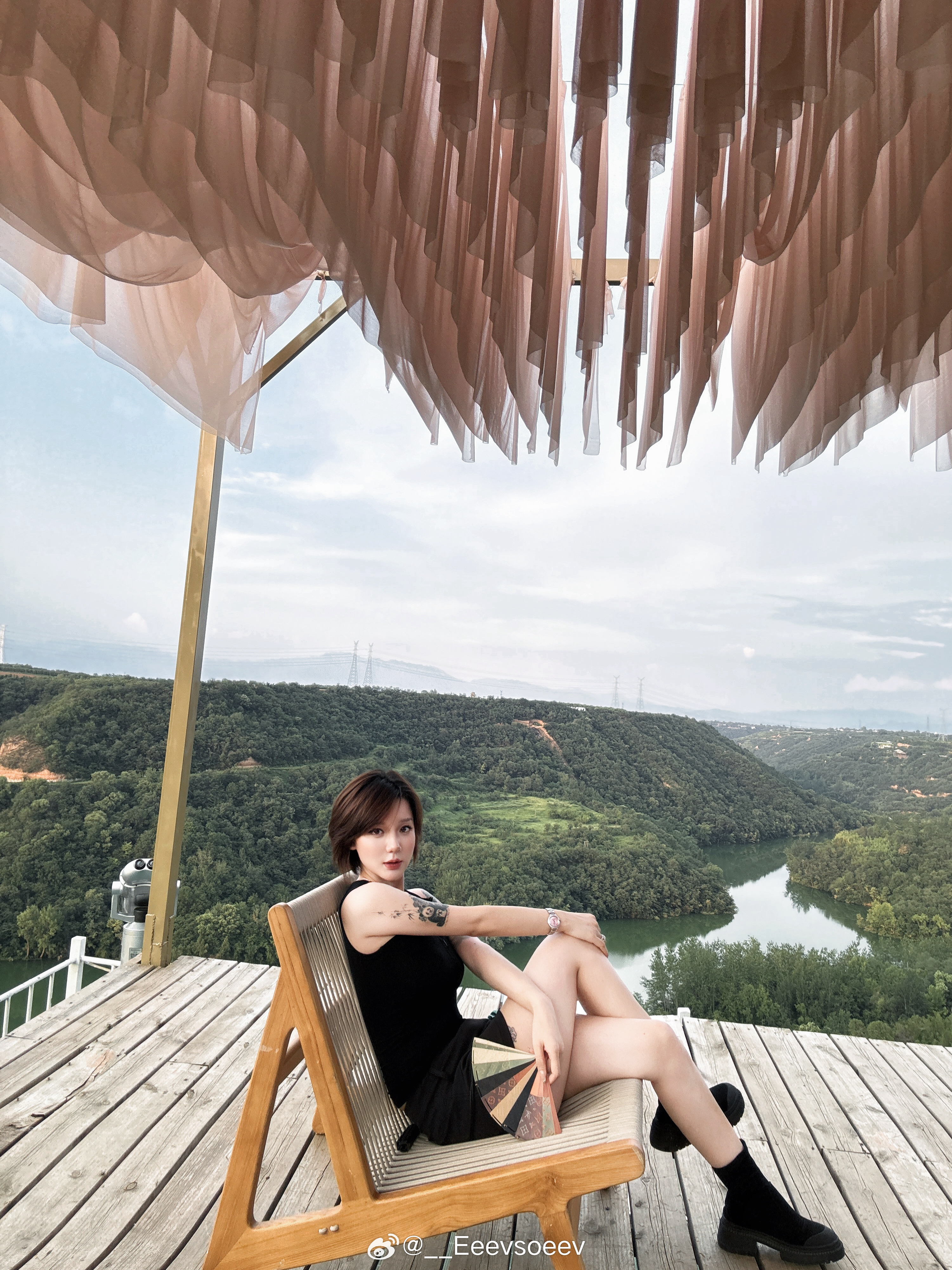 🖤⚫️今日穿搭[超话]OOTD[超话]  ​​​