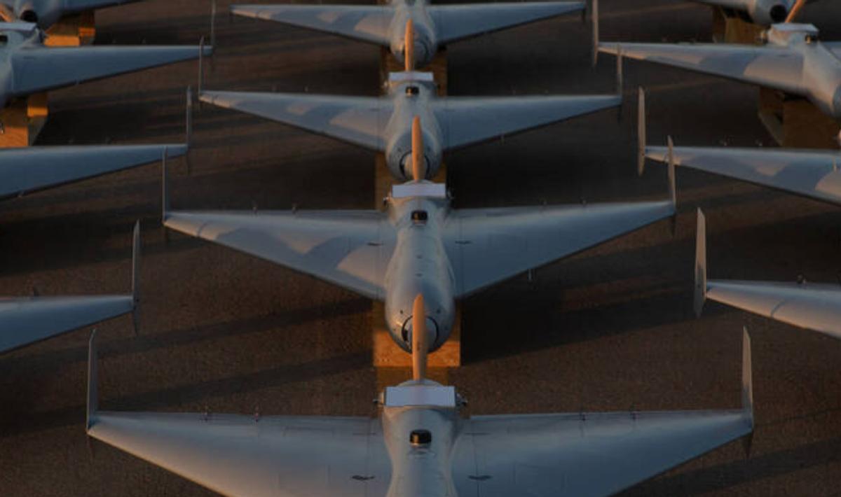 【酸了半天还是照抄，美军仿制伊朗无人机上舰】

美国海军本周首次从军舰上发射了自