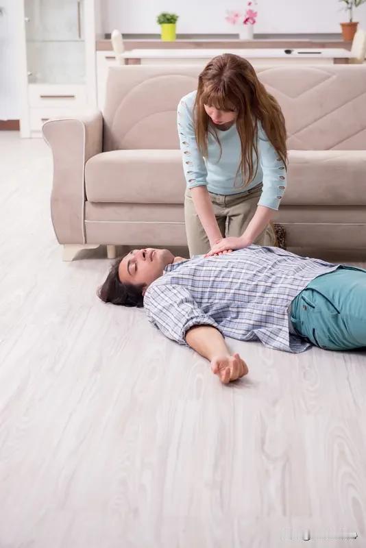 但同时也需要注意的是，急救往往因准备工作不足，通常伴随较大的风险。
但所谓风浪越