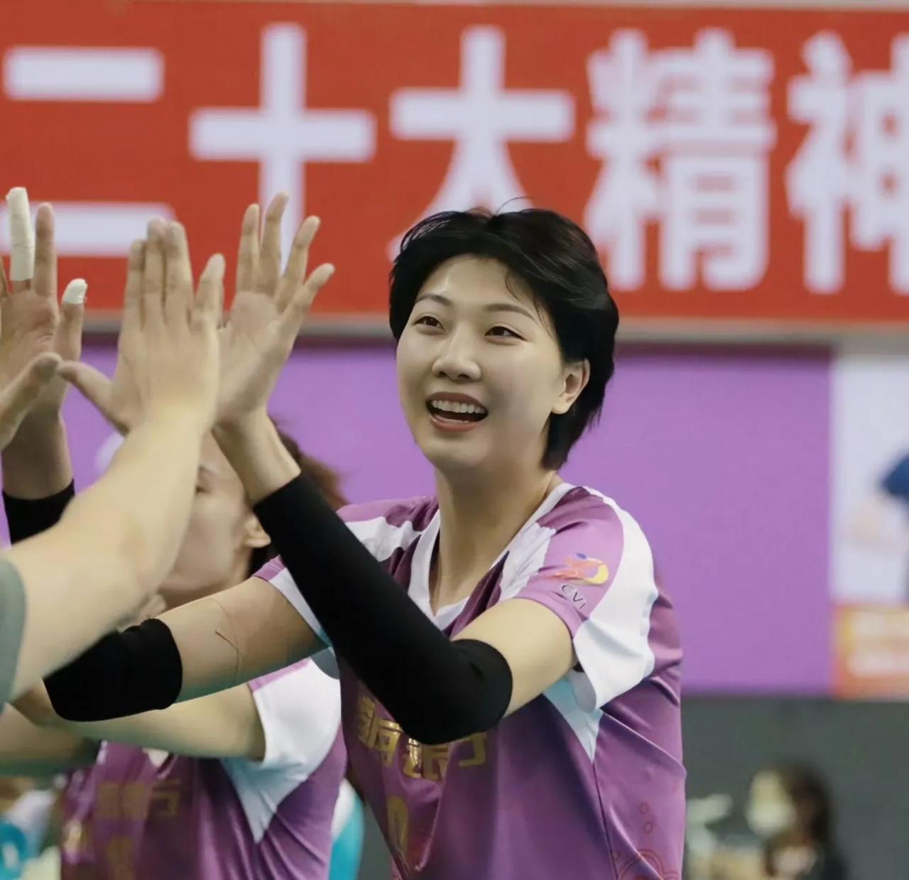 #2023-2024中国女排超级联赛# 第六轮：三支队伍保持全胜！袁心玥、王媛媛
