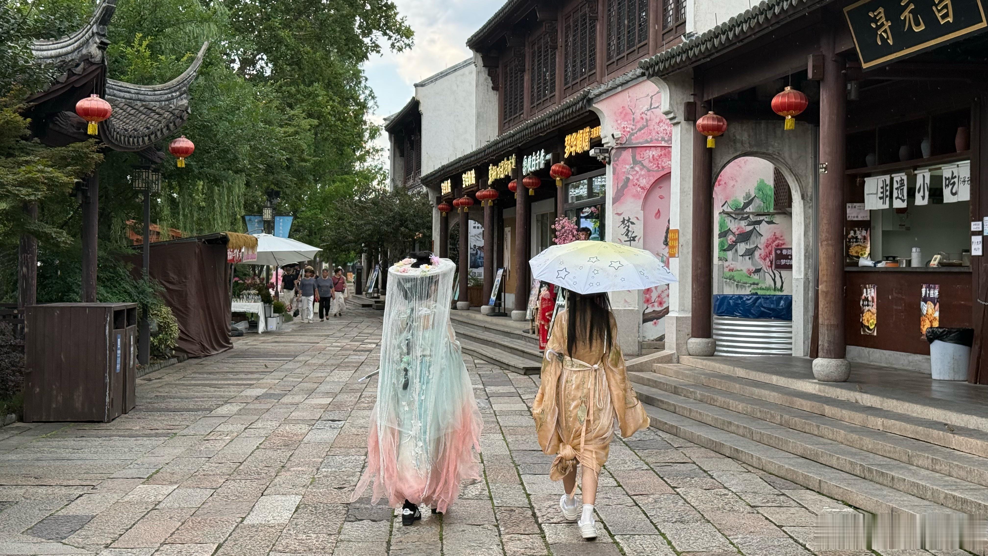 南浔古镇，古装女孩。 湖州·南浔古镇