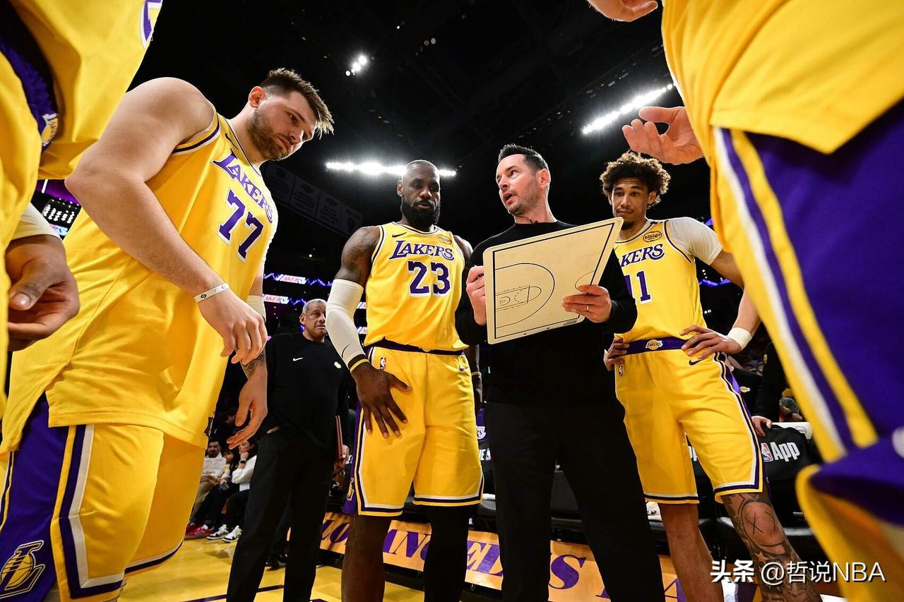 湖人队对阵雷霆队伤病报告：詹姆斯可能出战，但湖人仍会全力争胜
 
湖人队在本赛季