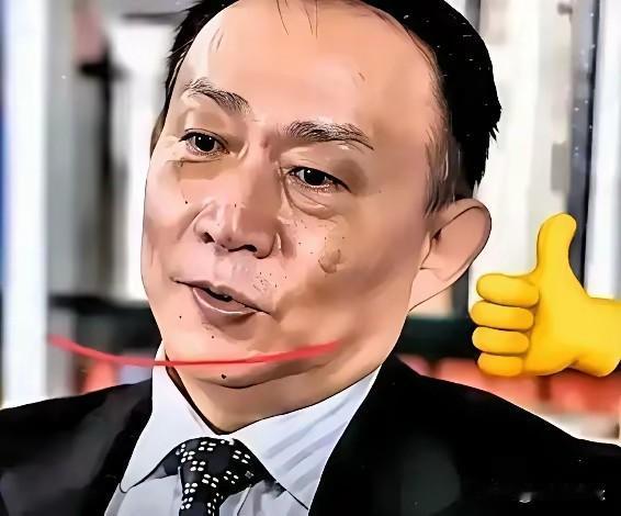 如今中国面临的最大风险，不是美国在南海搞什么航行自由，也不是芯片卡脖子，而是有人