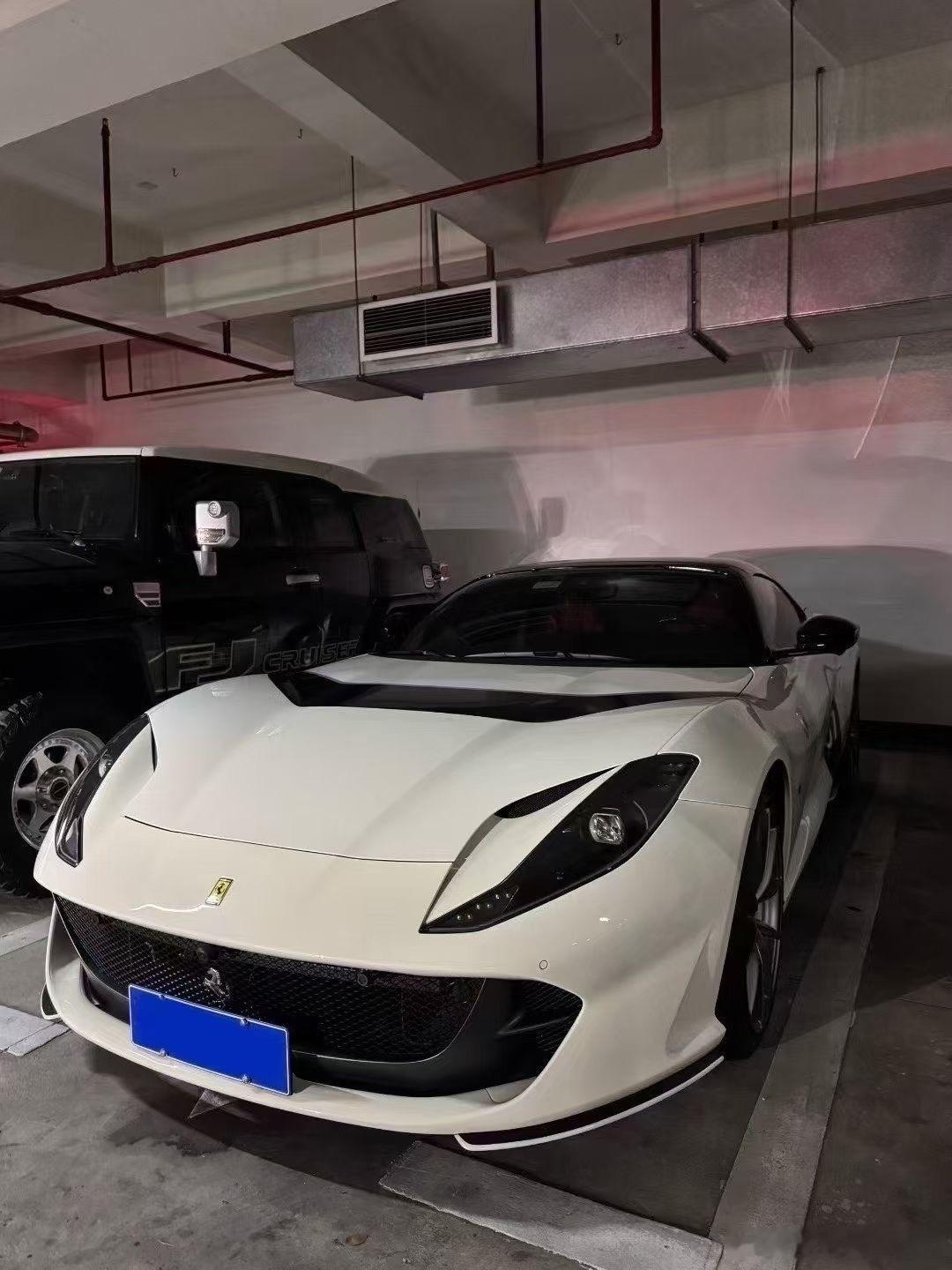 法拉利812GTS，配置拉满，23年5000km，可遇不可求 ​​​