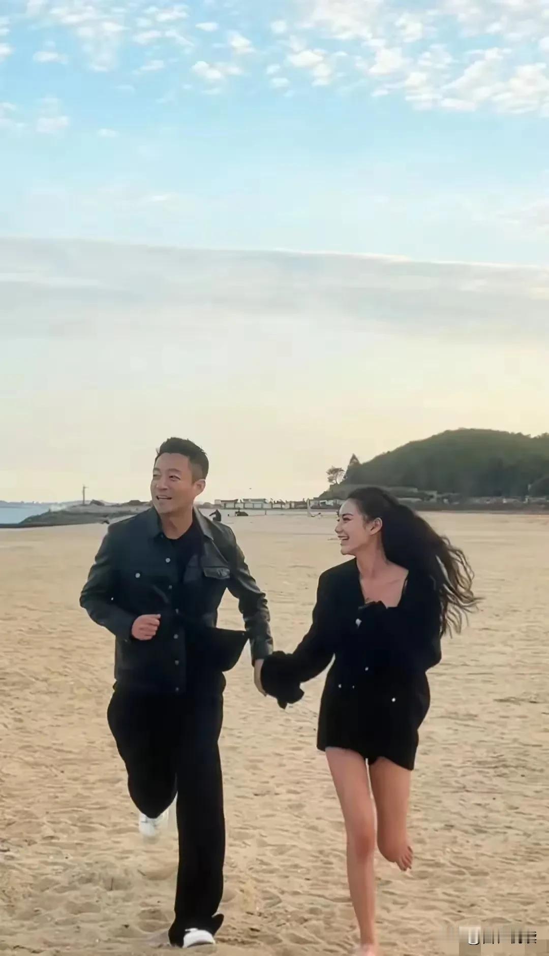 关于大S和光头

有网友说
20年前黄花大姑娘时看不上
20年后离婚带俩娃又对其