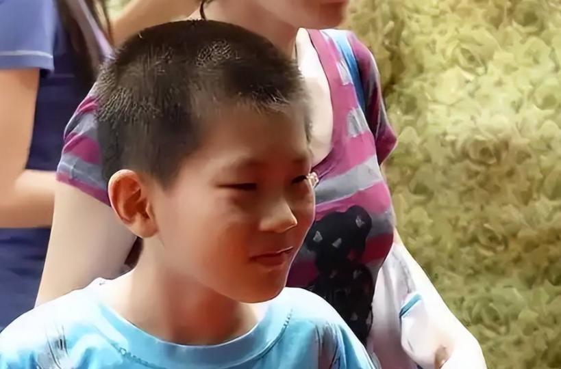 "国家的一大损失！"2000 年山东惊现神童，两天读完小学，10 岁参加高考斩获