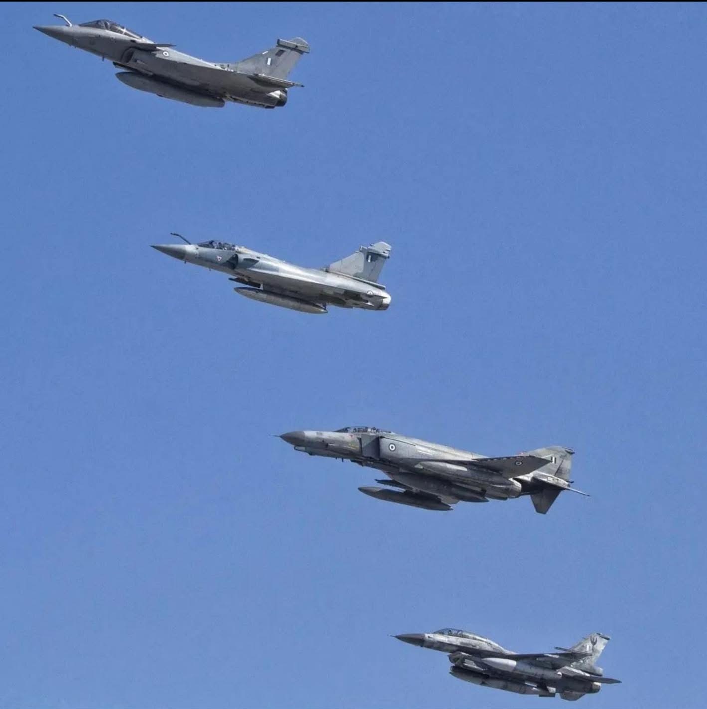 希腊空军（HAF）爱琴海战鹰同框第332“鹰”中队（332 Mira）阵风第33