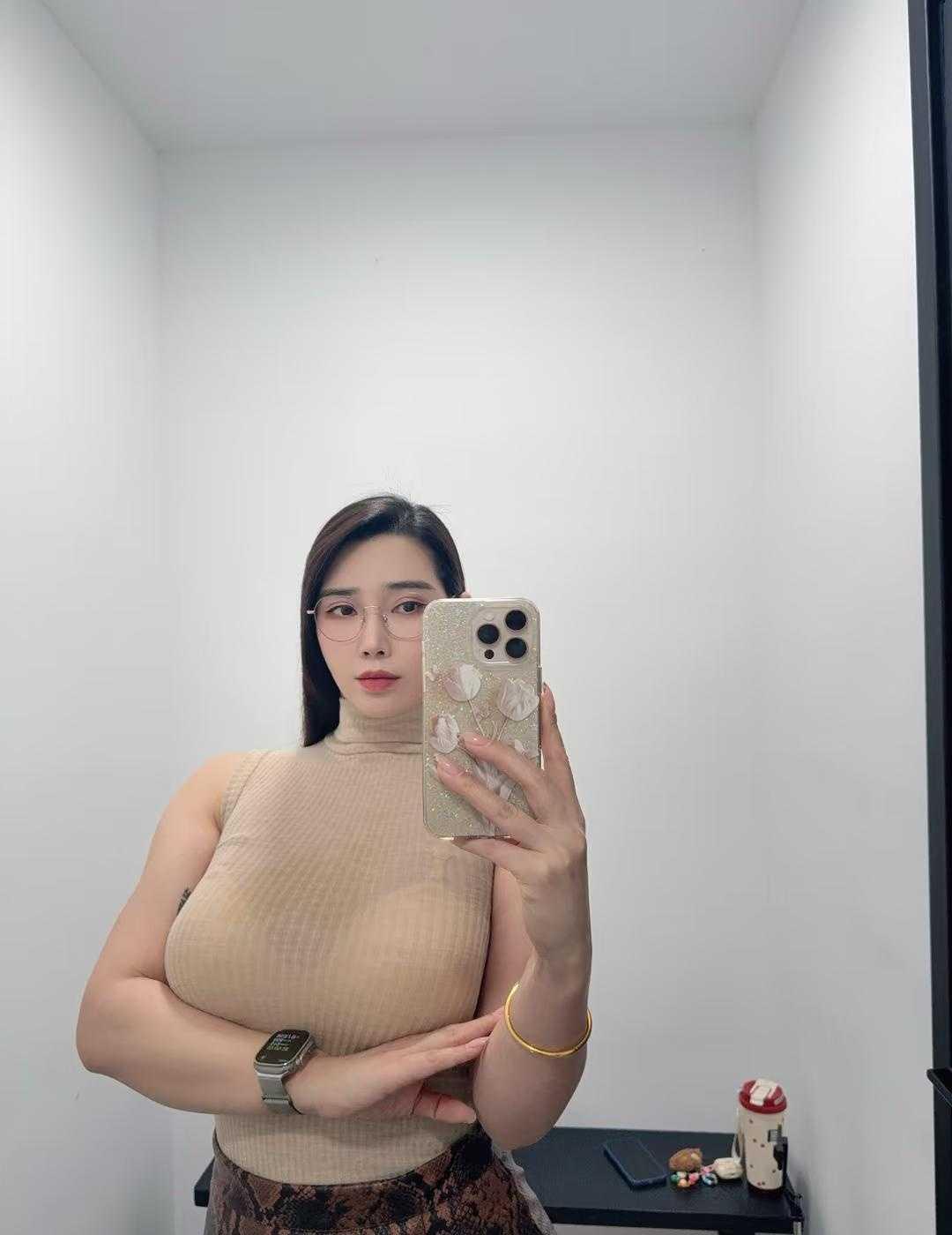 都说熟女有味道