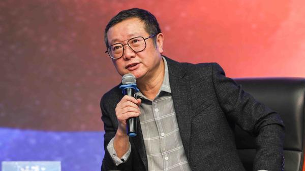 刘慈欣在《李白》中设想的高级文明，能穷尽文字组合产出诗海，却因丧失审美鉴赏力而无