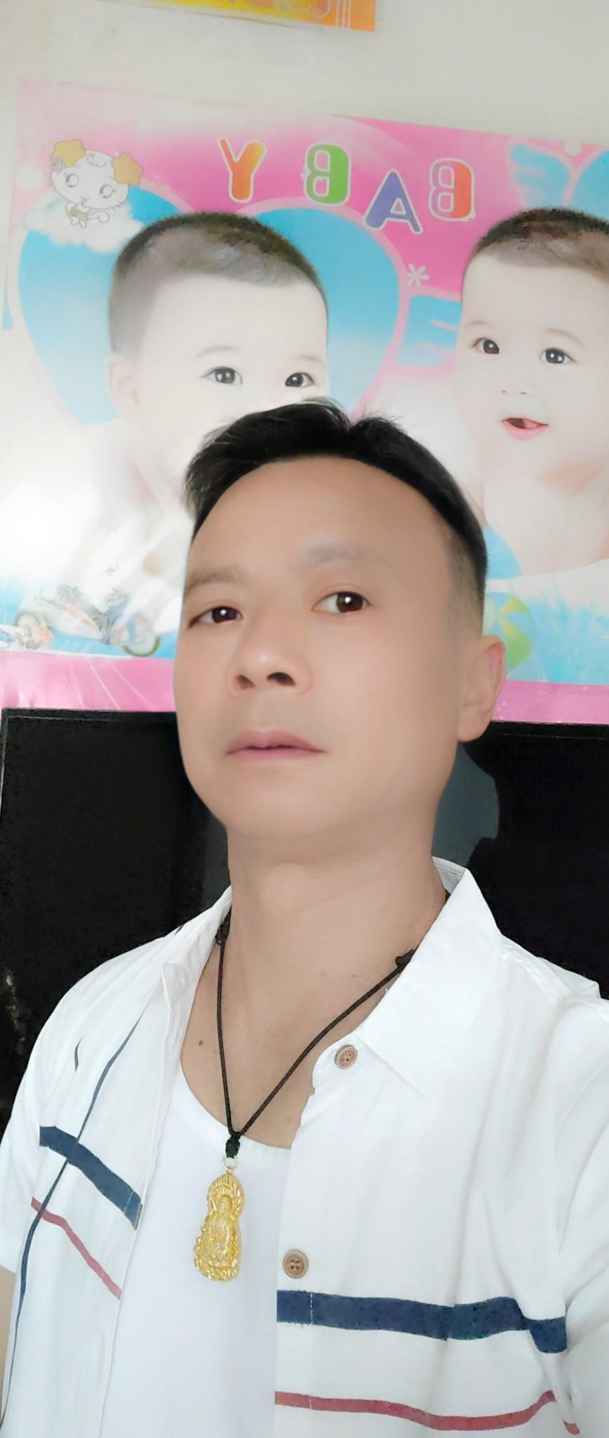 如何在东北澡堂里快速辨别南方人? 在东北澡堂辨别南方人还挺容易。南方人进澡堂，眼