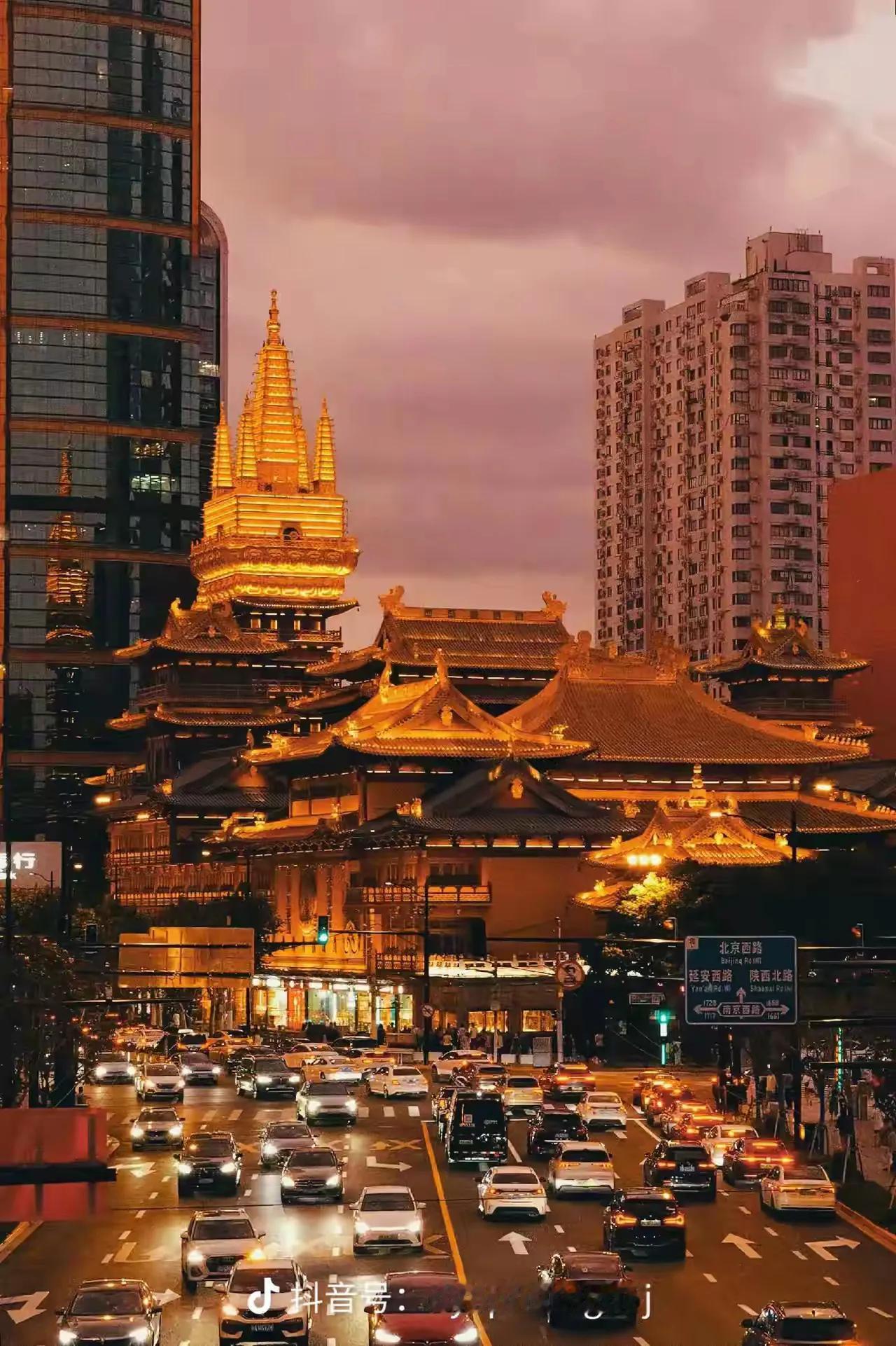 #分享一张武汉最美夜景照片#[比心][比心][比心][比心][比心][比心][比