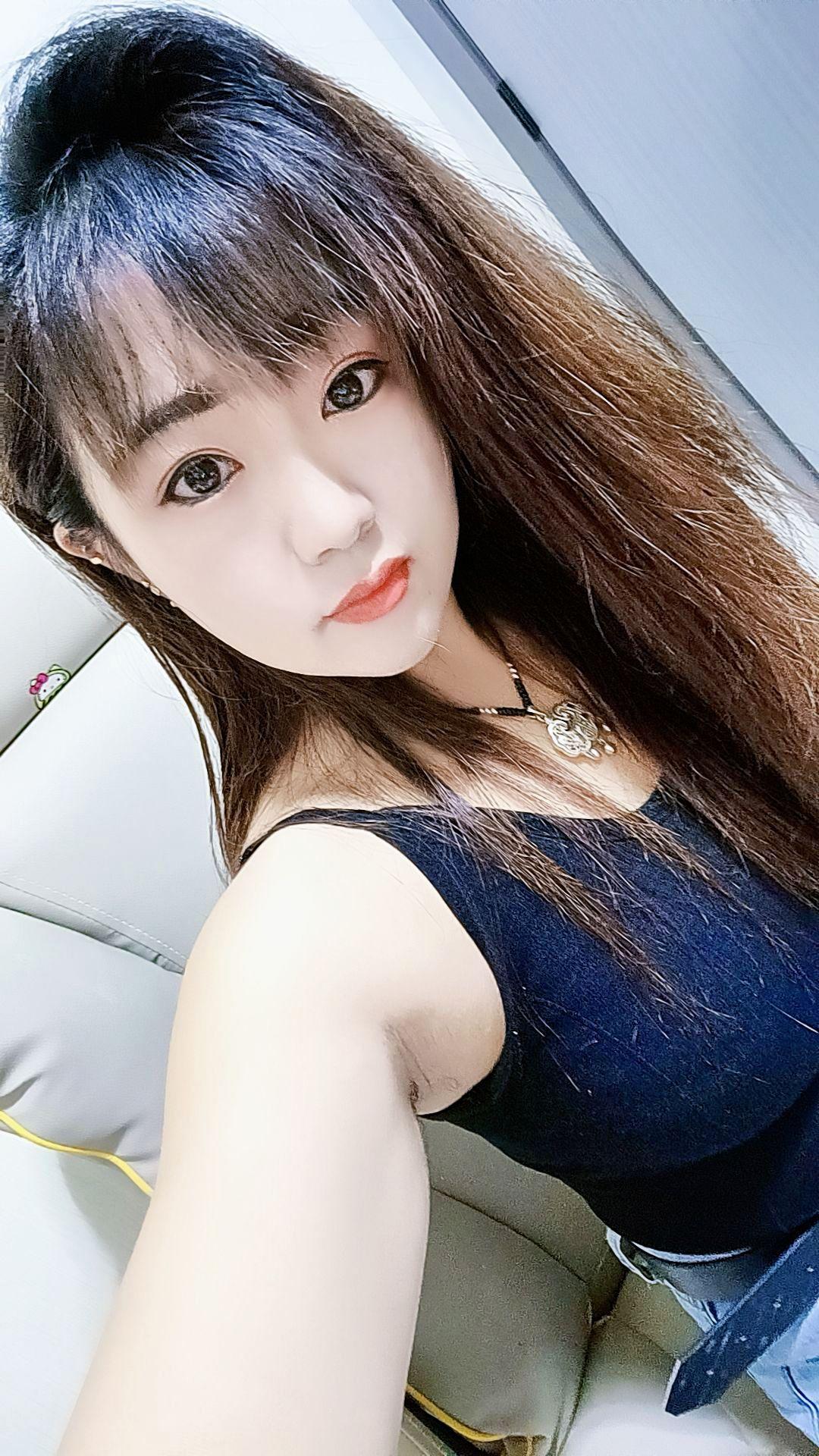 说不清这段时间是什么状态，只觉得方方面面都很疲惫，睡不着的时刻越来越多...