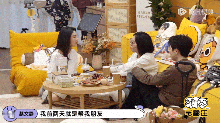 成毅[超话]  成毅 要签名包给的  从节目爆料可知，成毅对待签名请求一视同仁，