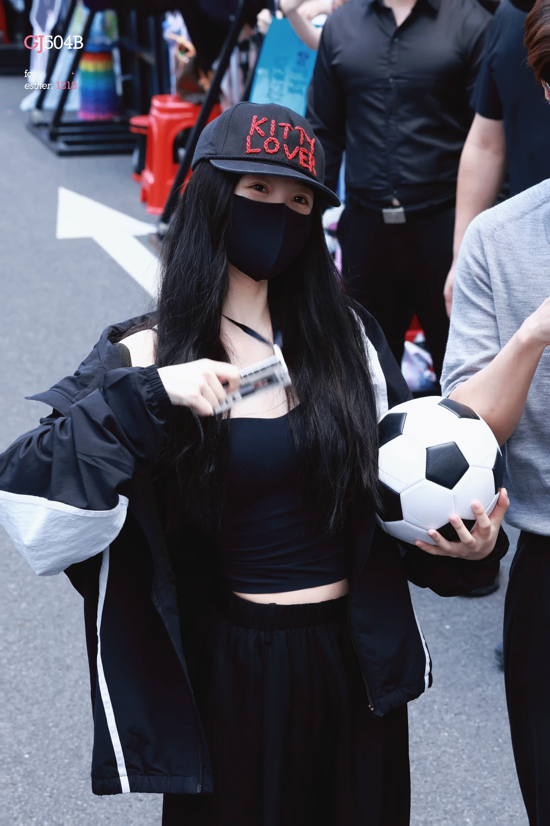 倒计时一天！小林老师踢球啦⚽️