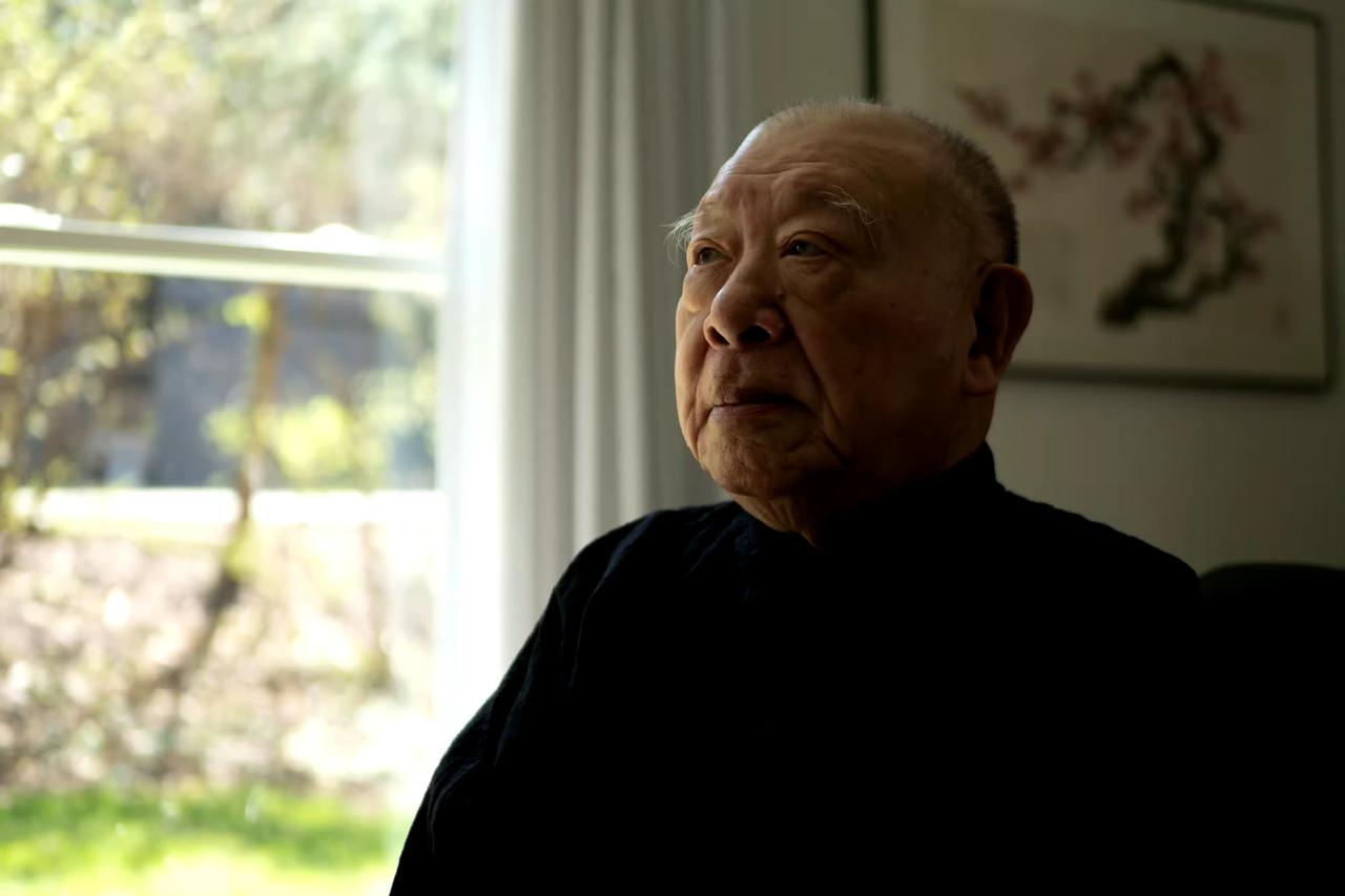 作家许倬云说：“先母曾跟我讲，日本不会亡的，它会重启，重启以后会比以前更好。日本