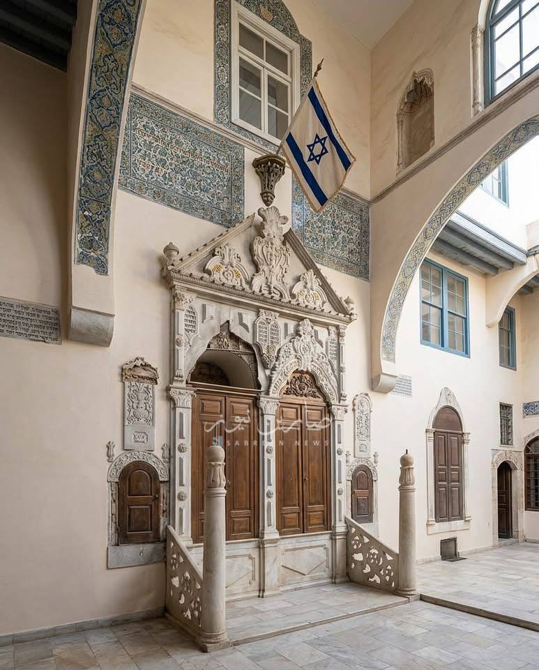 🐖在恐怖组织“努拉斯阵线”治下，叙利亚首都大马士革的犹太会堂上方升起了纳粹旗织