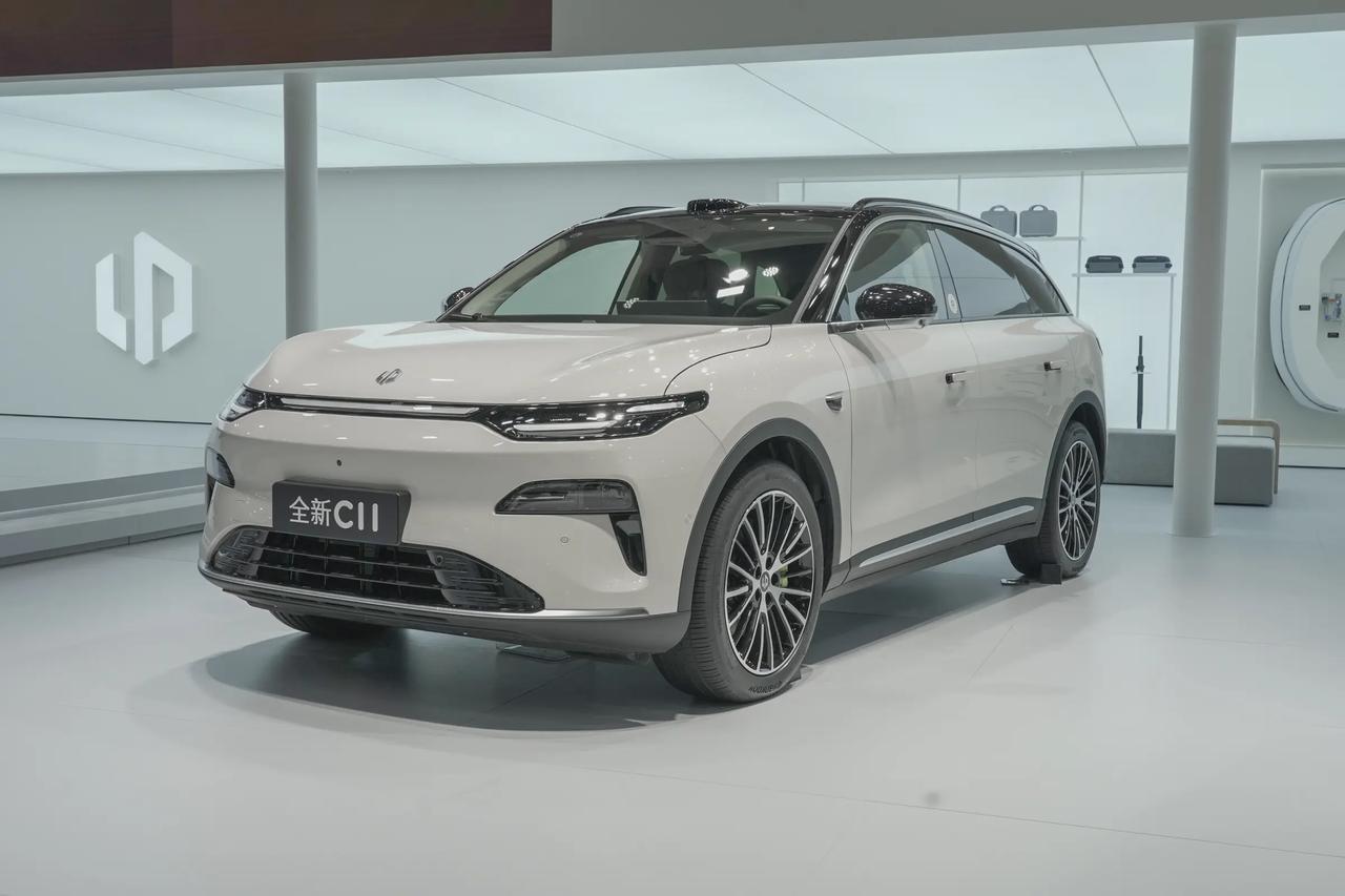 二手零跑C11怎么淘，老车主奉上避坑指南！
兄弟们，今儿咱们必须把二手车市场里的