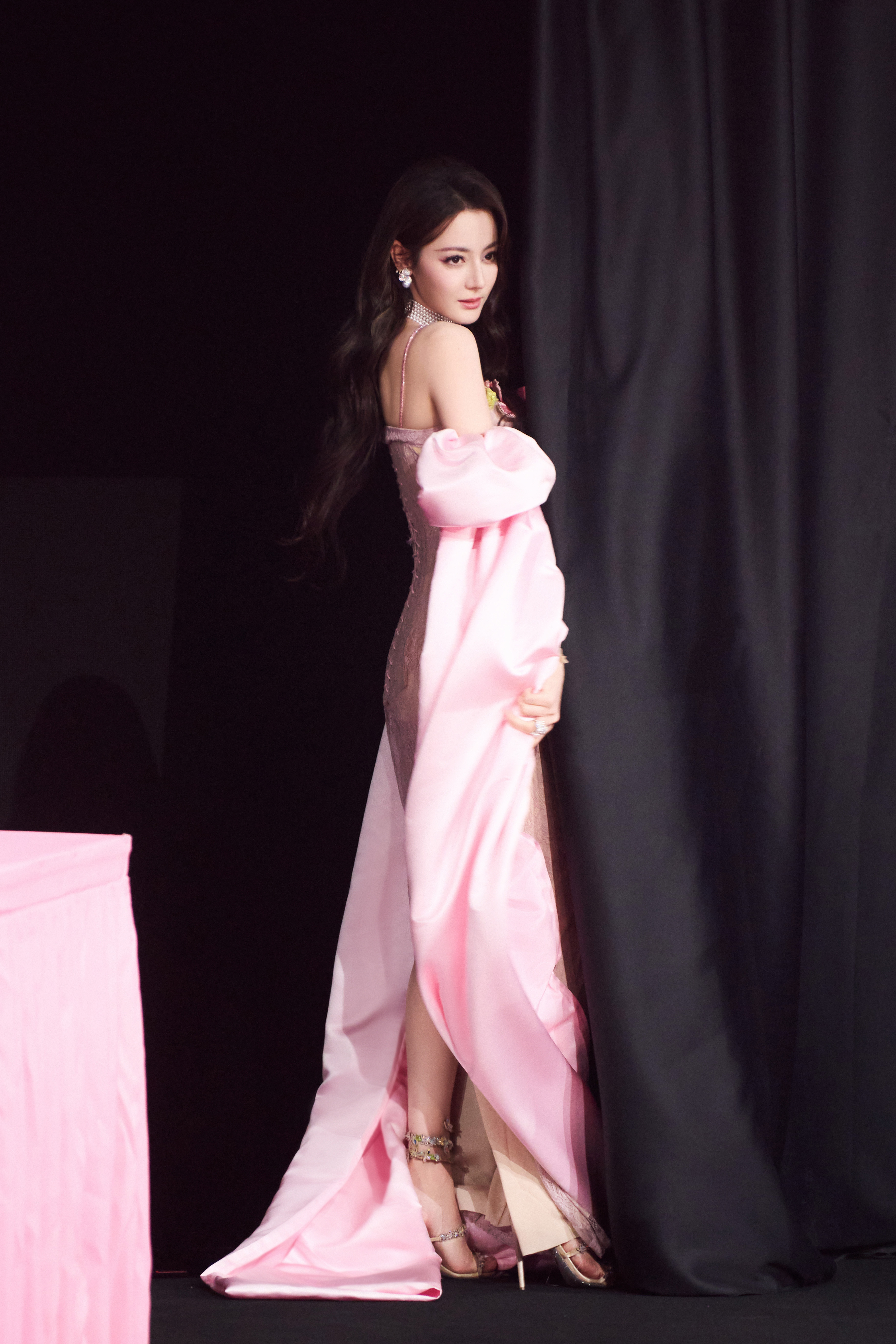 迪丽热巴🌸 ​​​