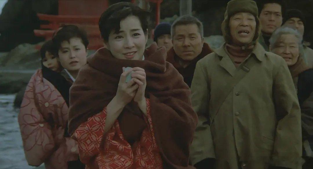电影推荐怀旧经典日本经典剧情片 《海峡》19821954年9月，一艘往来于青森和