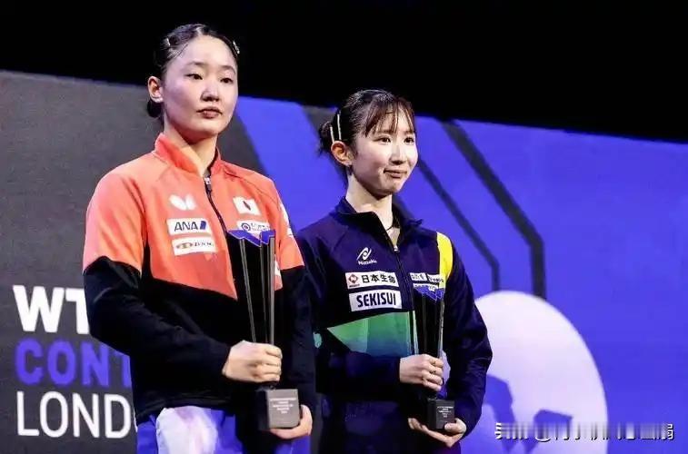 国乒缺席，日本队包揽女单冠亚军
北京时间11月9日，2025年世乒联冠军赛法兰克