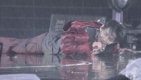 泰亨今天表现异常兴奋 幻视在猪圈泥潭翻滚了老刘第一次日/地板，贡献给第一次看演唱