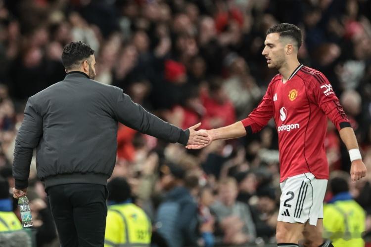 12月7日讯 达洛特敦促曼联更衣室用愤怒和驱动力来激励自己，在对阵西汉姆联丢分后