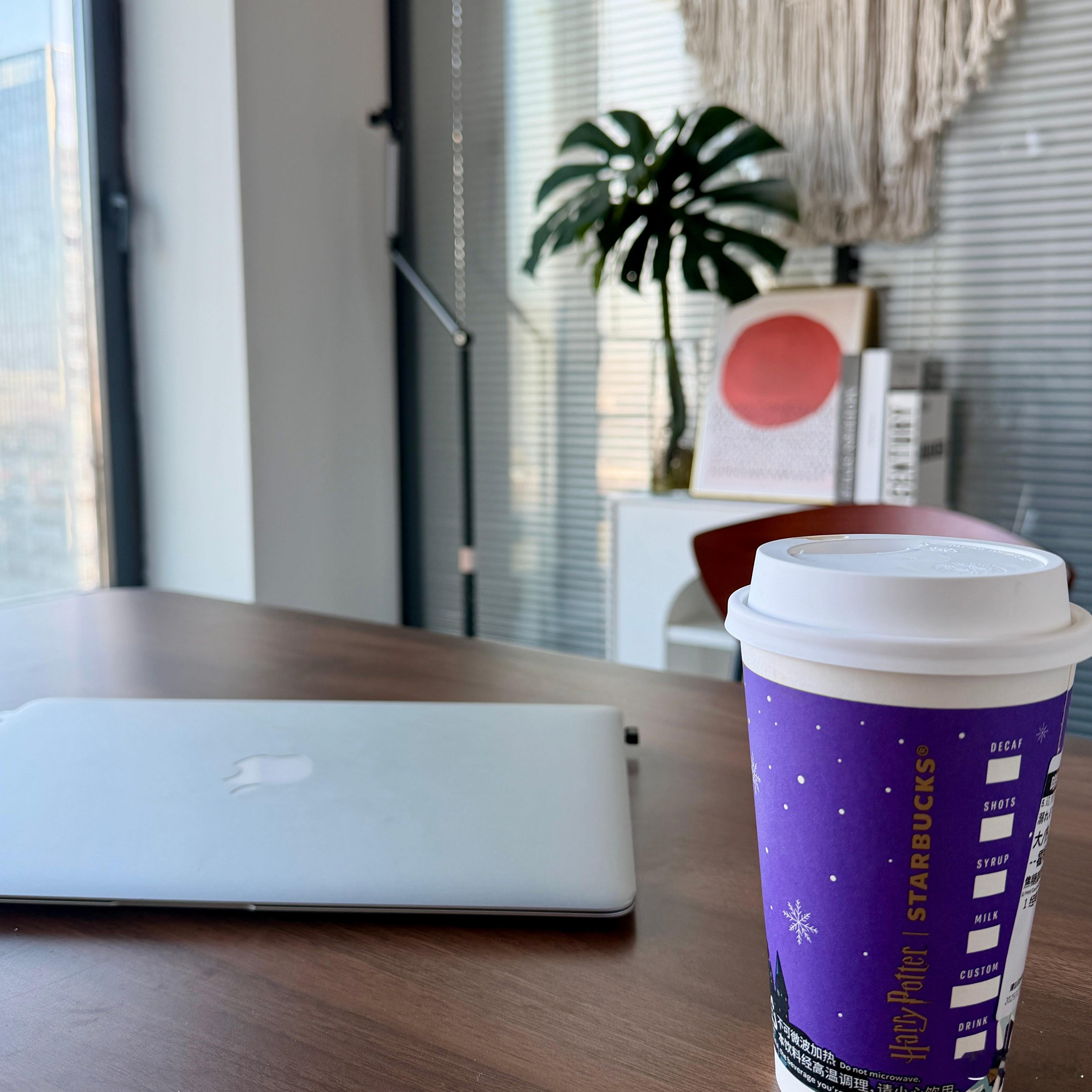 眼睛一睁，又是周一周一总要在一早来杯☕提提神因为周一的工作安排总是最多的