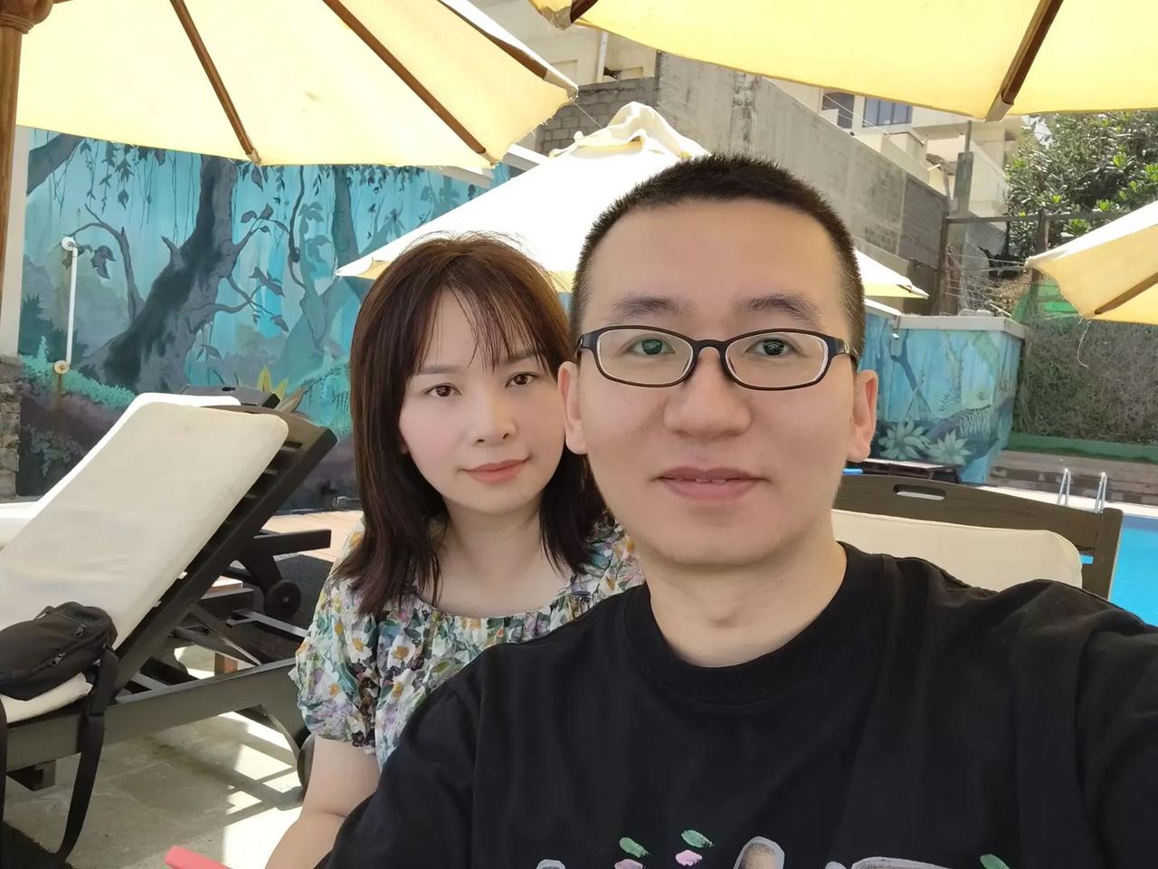 陪老婆过一下十周年的情人节，上个月刚从三亚旅游回来，再来斯里兰卡，感觉以后就不用