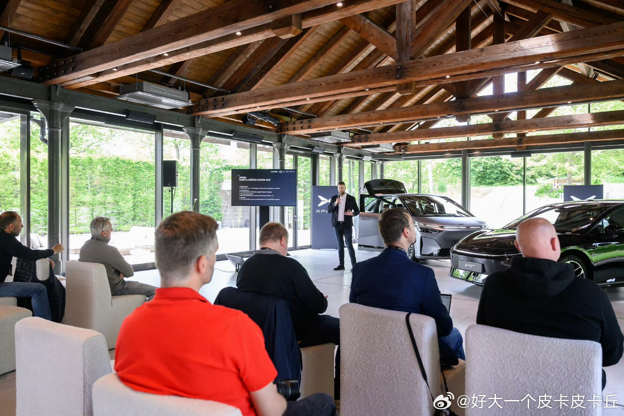 小鹏X9在欧洲七国的交付，标志着中国纯电MPV正式杀入合资品牌腹地。核心逻辑在于
