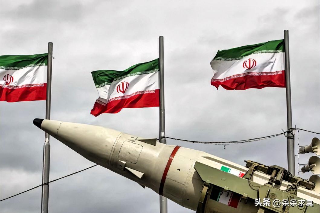 进行导航，以实现精准打击。

此前，伊朗导弹曾依赖美国的GPS系统，但该系统易受