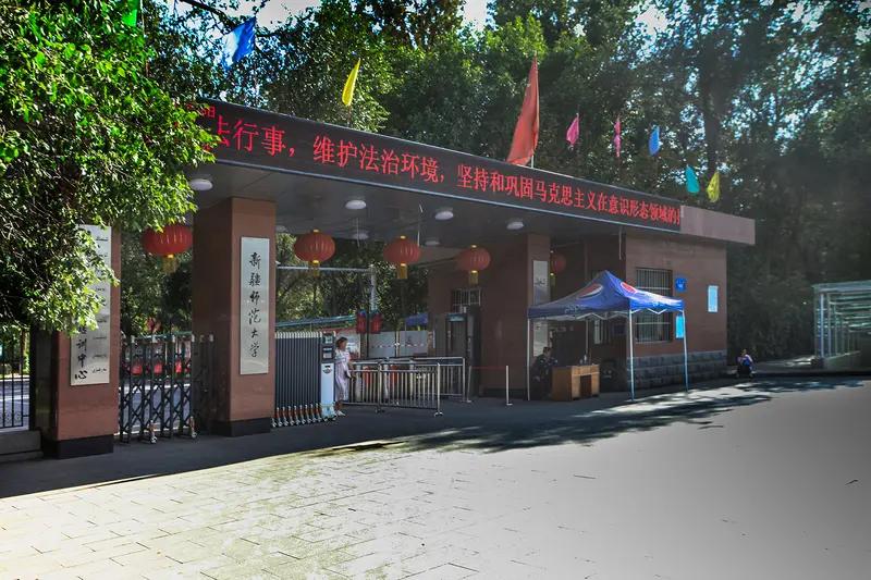 教育局为什么可以招进那么多事业编教师？它不是行政编的单位吗？
主要原因是它还有一