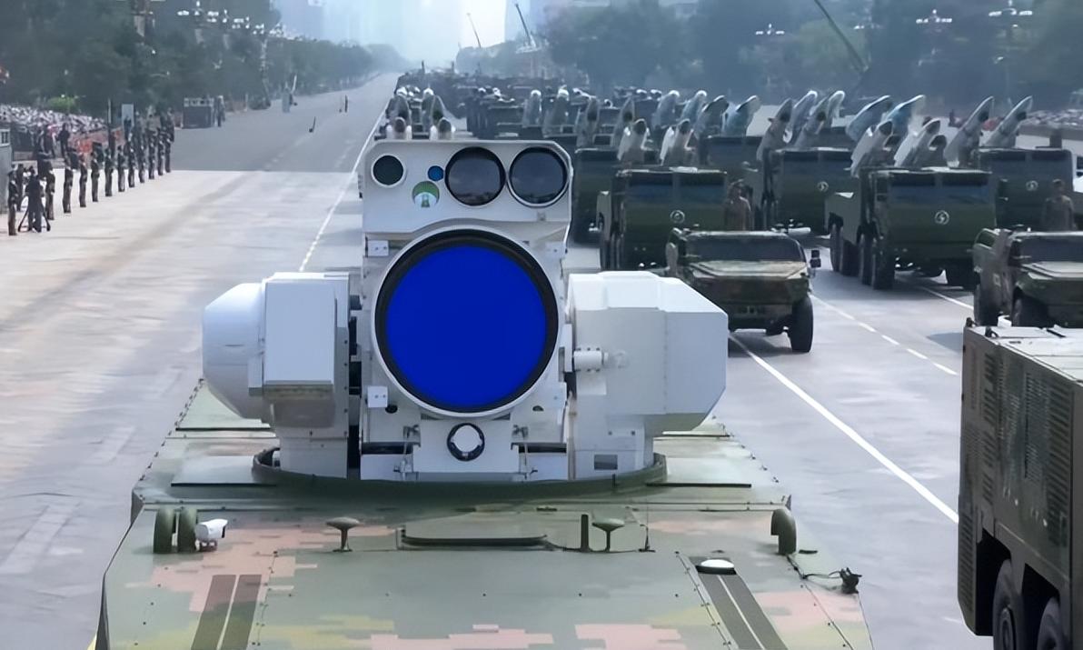 新时代的“陆炮上船”？燎原激光炮亮相滚装客轮