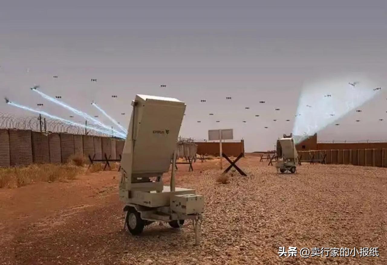 俄乌之间一场仗打的，整个世界突然被打醒了，原来几十万、几百万美元的陆战装备，在这