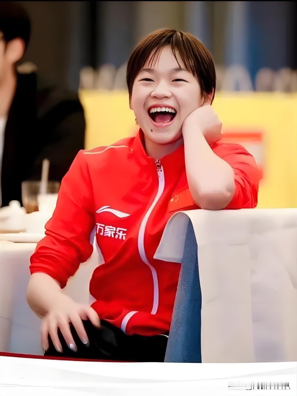 为什么绝大多数人都喜欢全红婵? 全红婵真是人见人爱！她出身广东湛江农村，父母务农