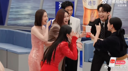 唐艺昕陶昕然 宝娟我的嗓子 救命！陶昕然和唐艺昕这波《甄嬛传》cos也太绝了！从