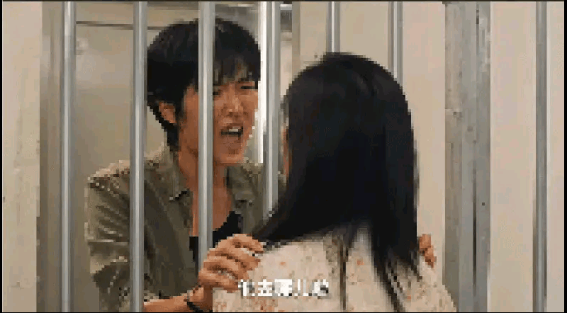 预测二公主姚安娜在演艺圈会大火，因为第一次演电影就引起轩然大波，她的每一个动作都
