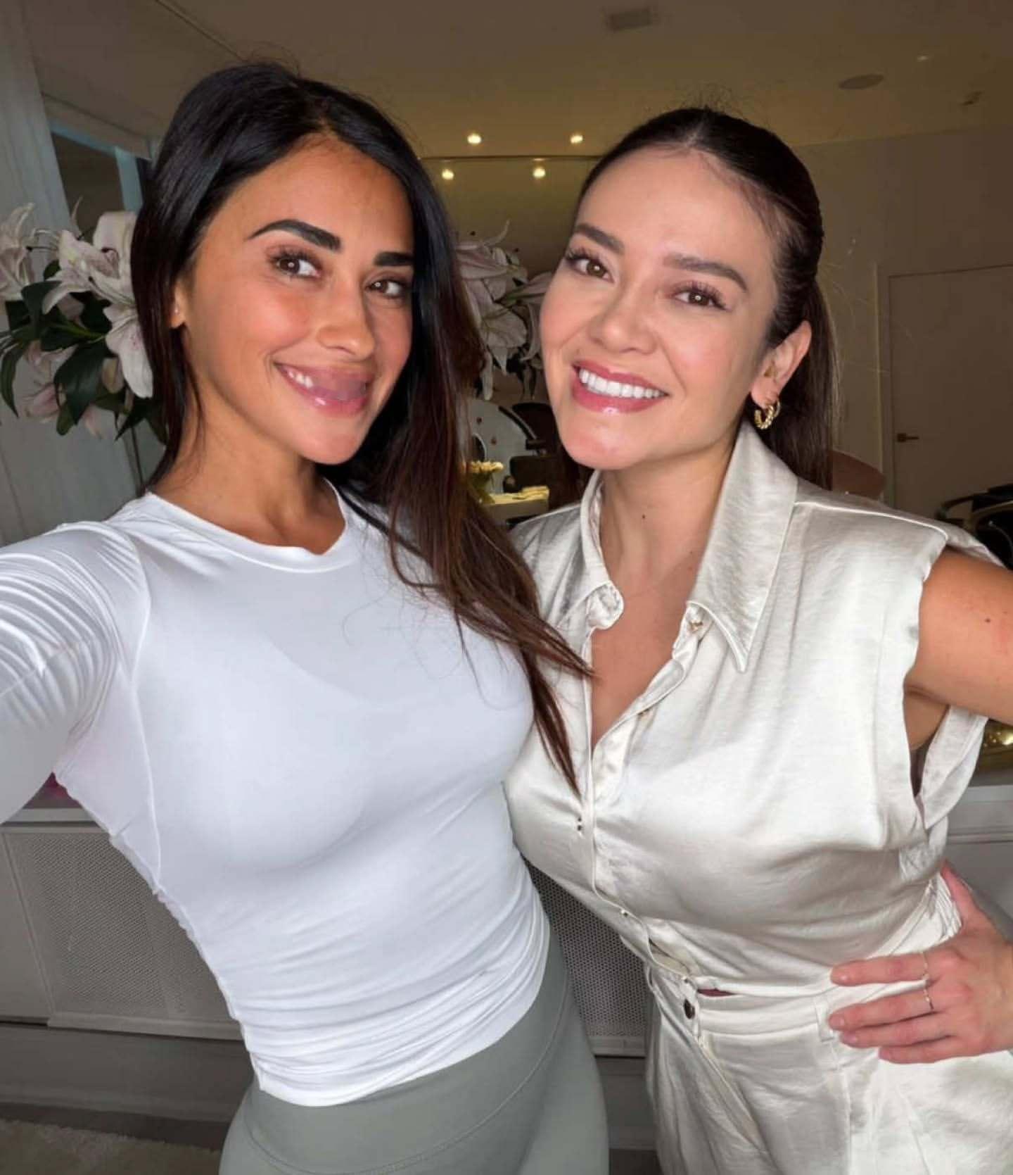 安妞最新合照📸和Vanessa Poveda梅西