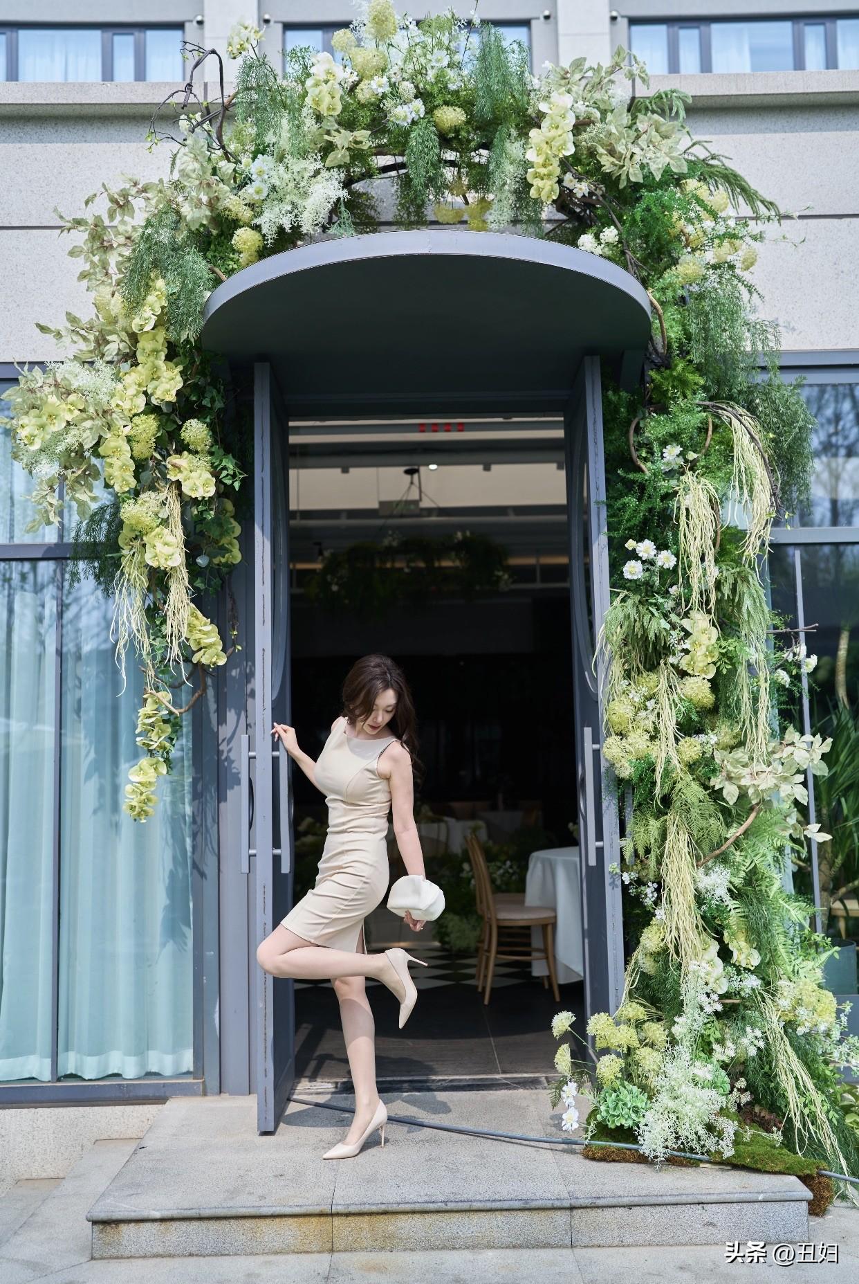 哪里的美女具有温婉的气质苏州的女子大多温婉，水巷里长大，自带柔美的气息。