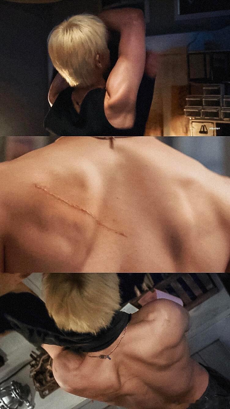 李昀锐这段打戏给到一个夯 李昀锐打戏绝绝子！动作行云流水，一招一式超带感，力度姿