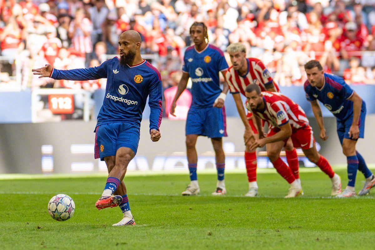 📢 终场哨响：曼联2-1战胜马德里竞技！曼联