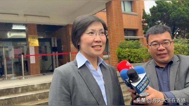 这才是国民党的真正的“狼”！昨天刚赢得初选今天就敢冲上凯道，蓝营新竹县长初选获胜